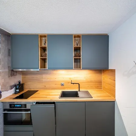 7304 Pure Freude In Dieser Stilvoll Renovierten Mit Moderner Kueche Vulpera