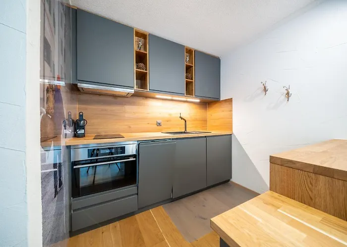 7304 Pure Freude In Dieser Stilvoll Renovierten Mit Moderner Kueche Apartamento *